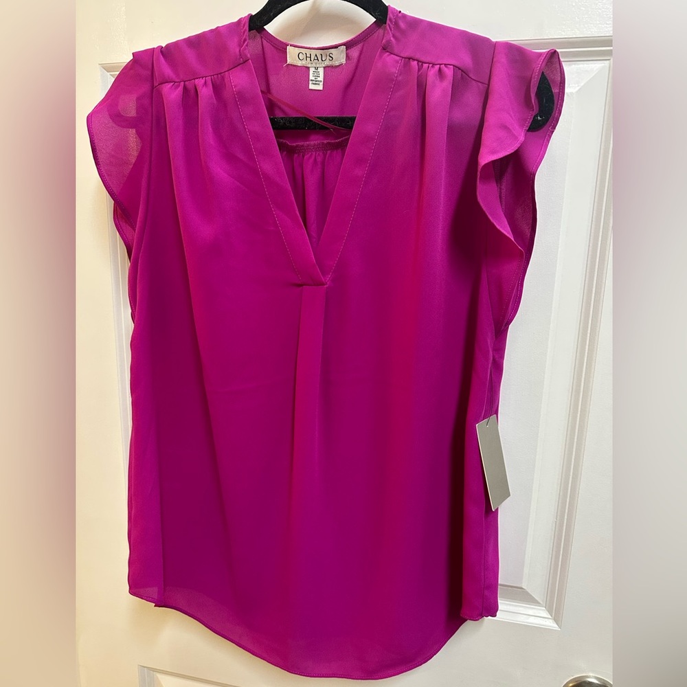 Women’s blouse size Medium, NWT